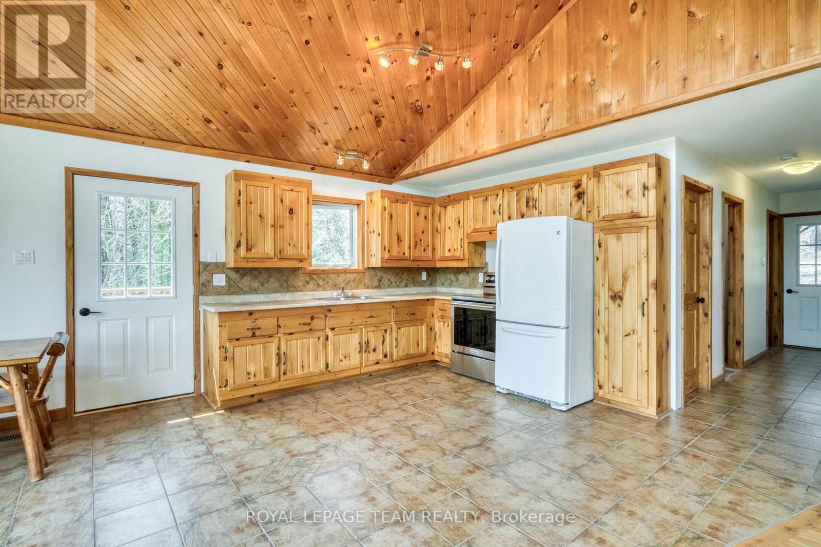 1139 B NORTH SHORE ESTATES LANE N - 4