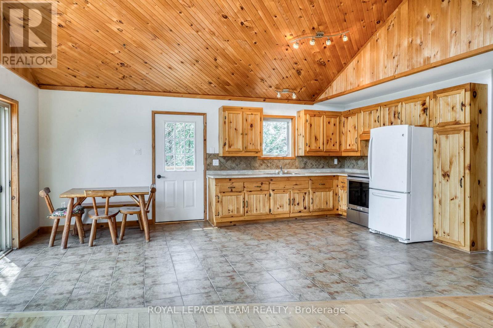 1139 B NORTH SHORE ESTATES LANE N - 5