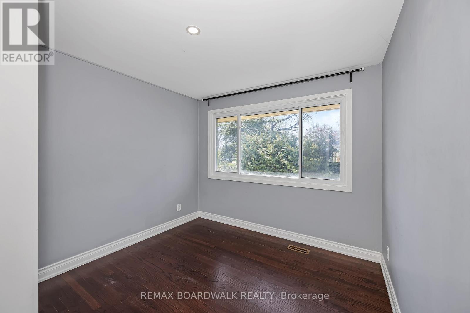 956 GARWOOD AVENUE - 16