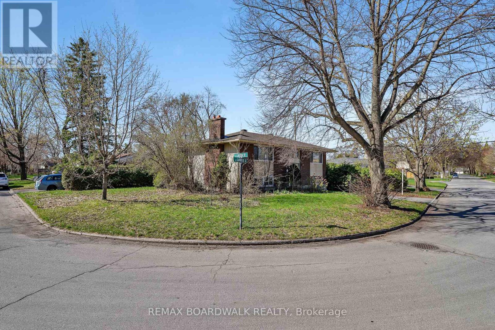 956 GARWOOD AVENUE - 2