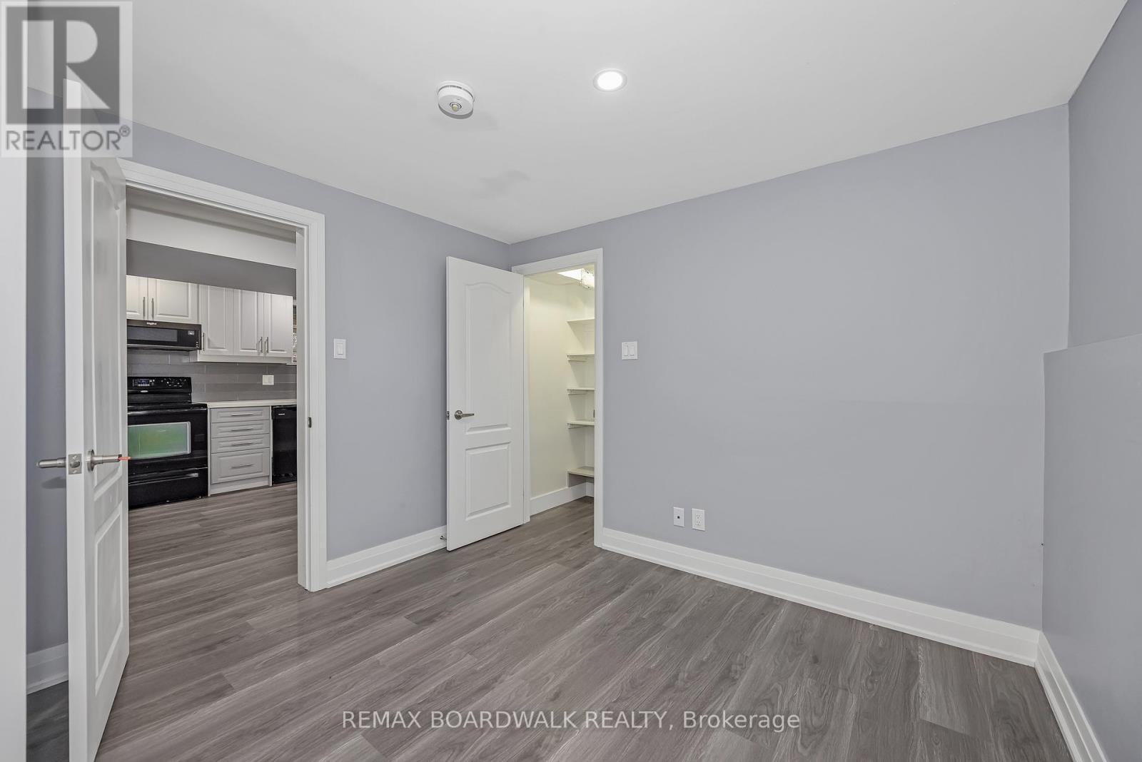 956 GARWOOD AVENUE - 33