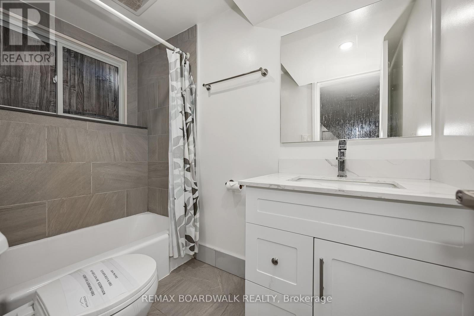 956 GARWOOD AVENUE - 34