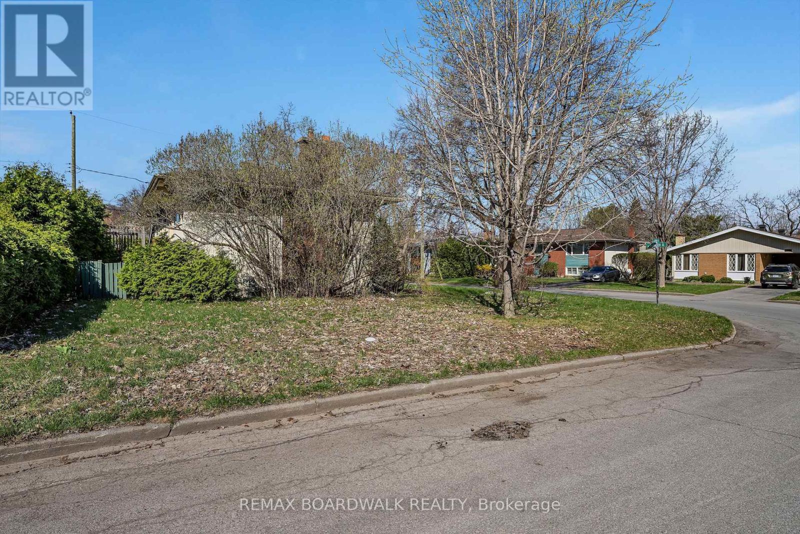 956 GARWOOD AVENUE - 39