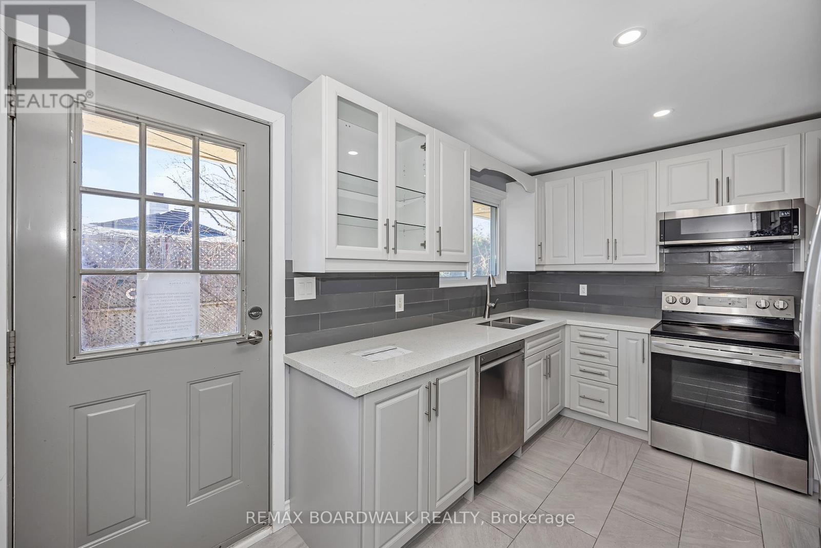 956 GARWOOD AVENUE - 8