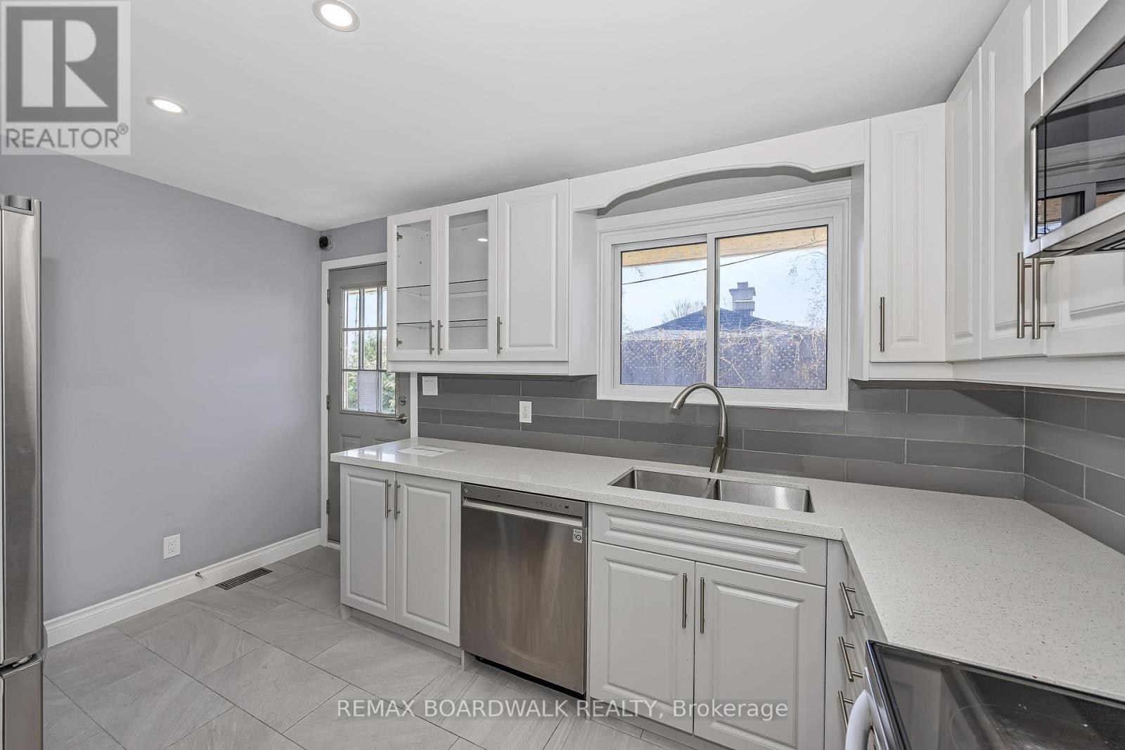 956 GARWOOD AVENUE - 9