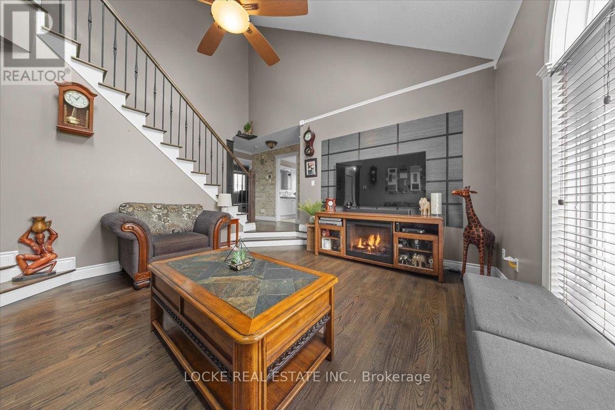 1920 LANDRY STREET - 8