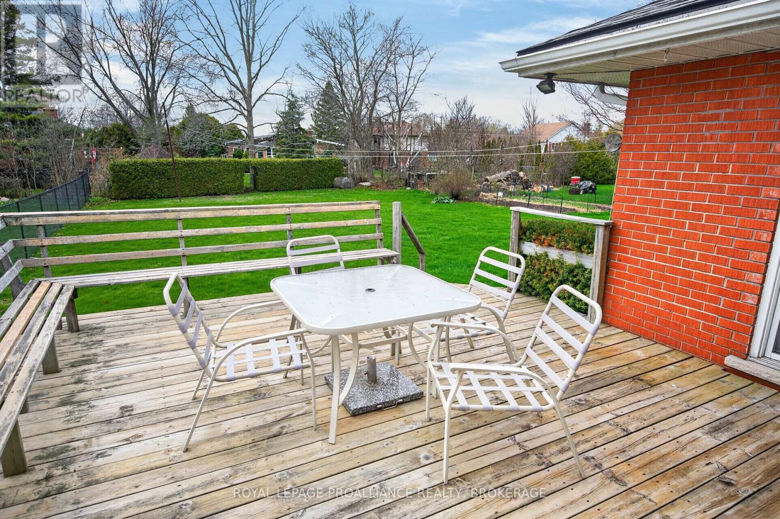 31 JORENE DRIVE - 33