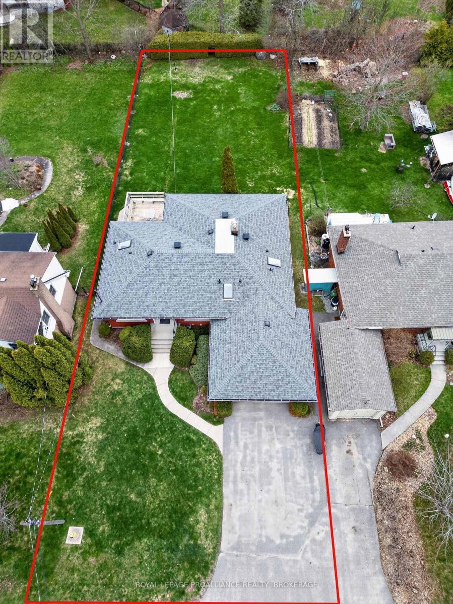 31 JORENE DRIVE - 38