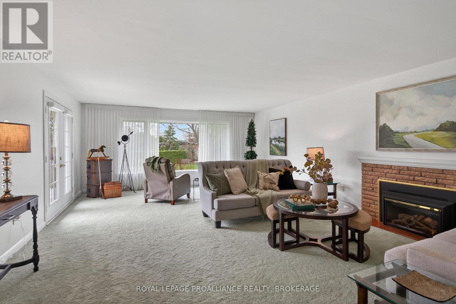 31 JORENE DRIVE - 8