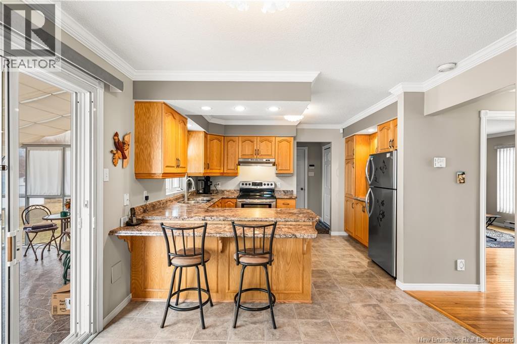 1725 Gowan Brae - 15