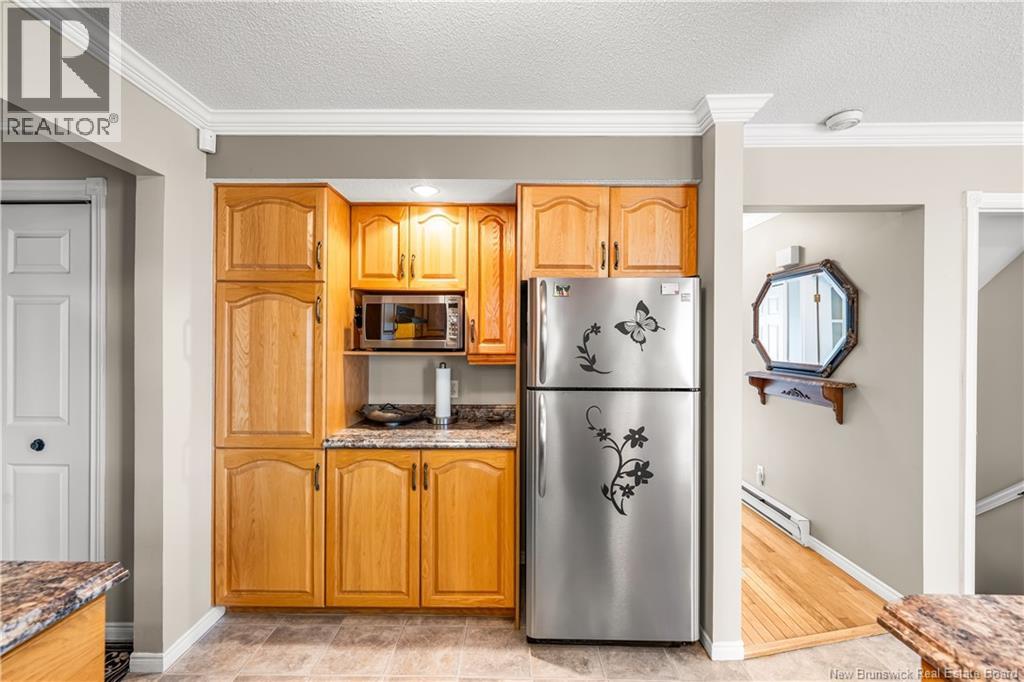1725 Gowan Brae - 18