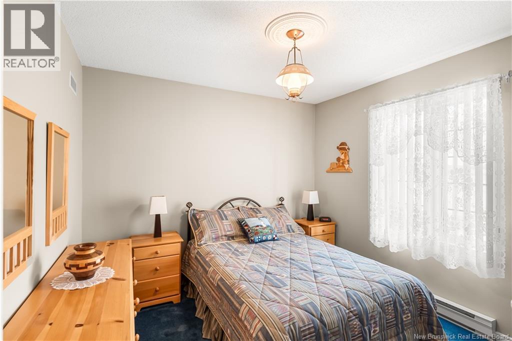1725 Gowan Brae - 27
