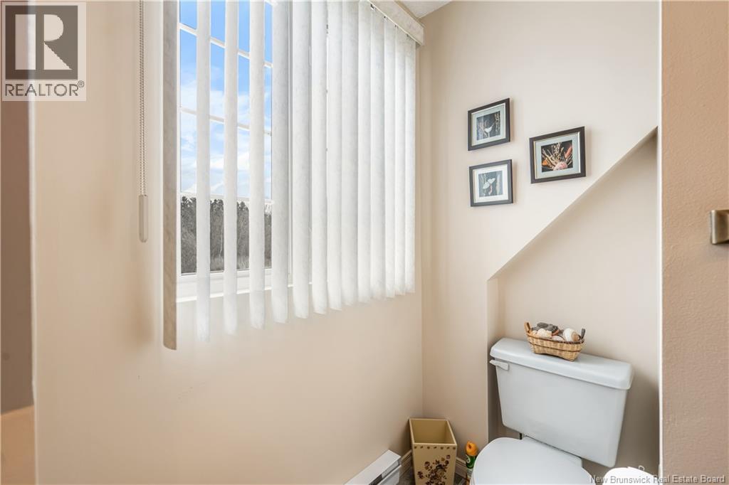1725 Gowan Brae - 33