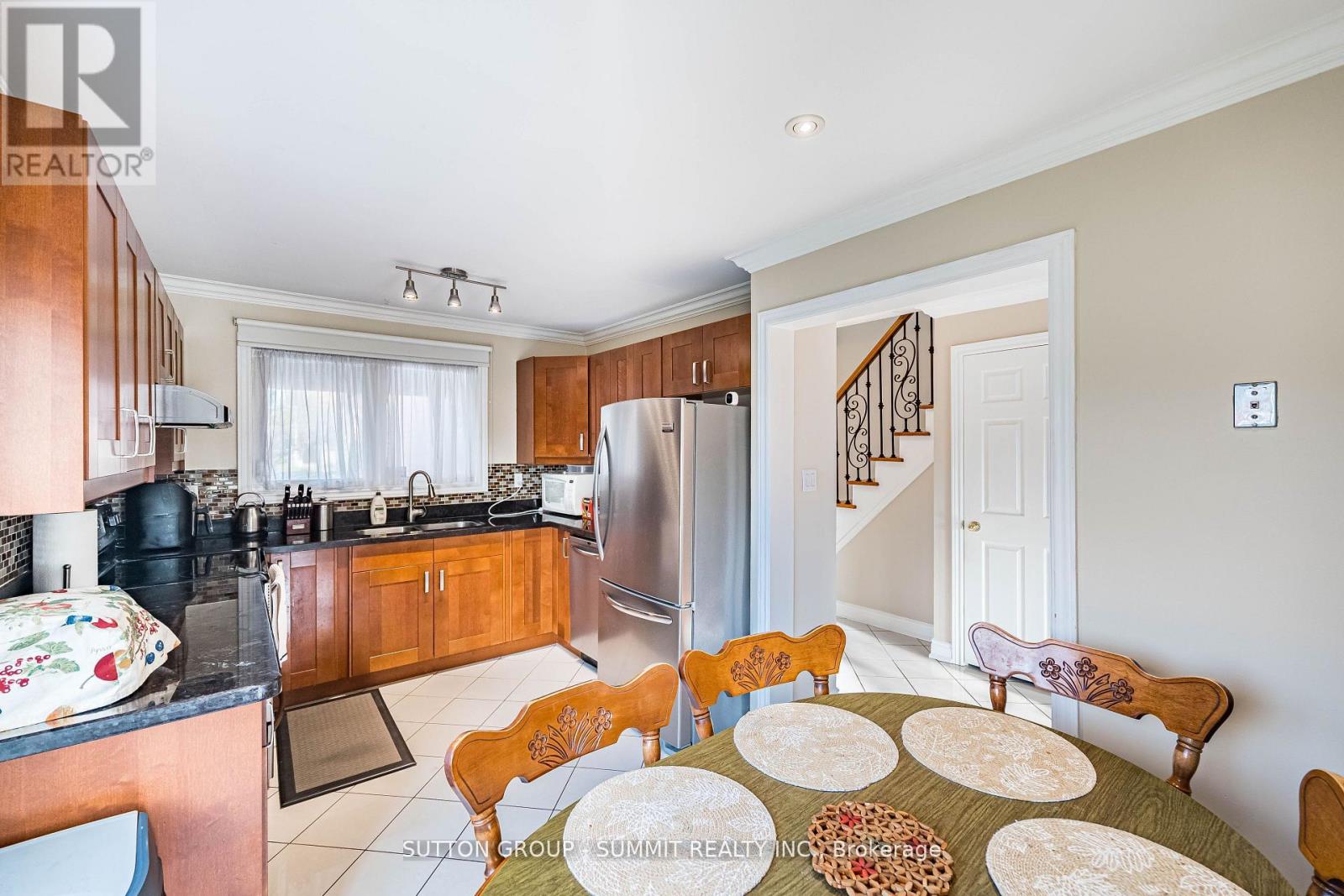 4284 SAWMILL VALLEY DRIVE - 19