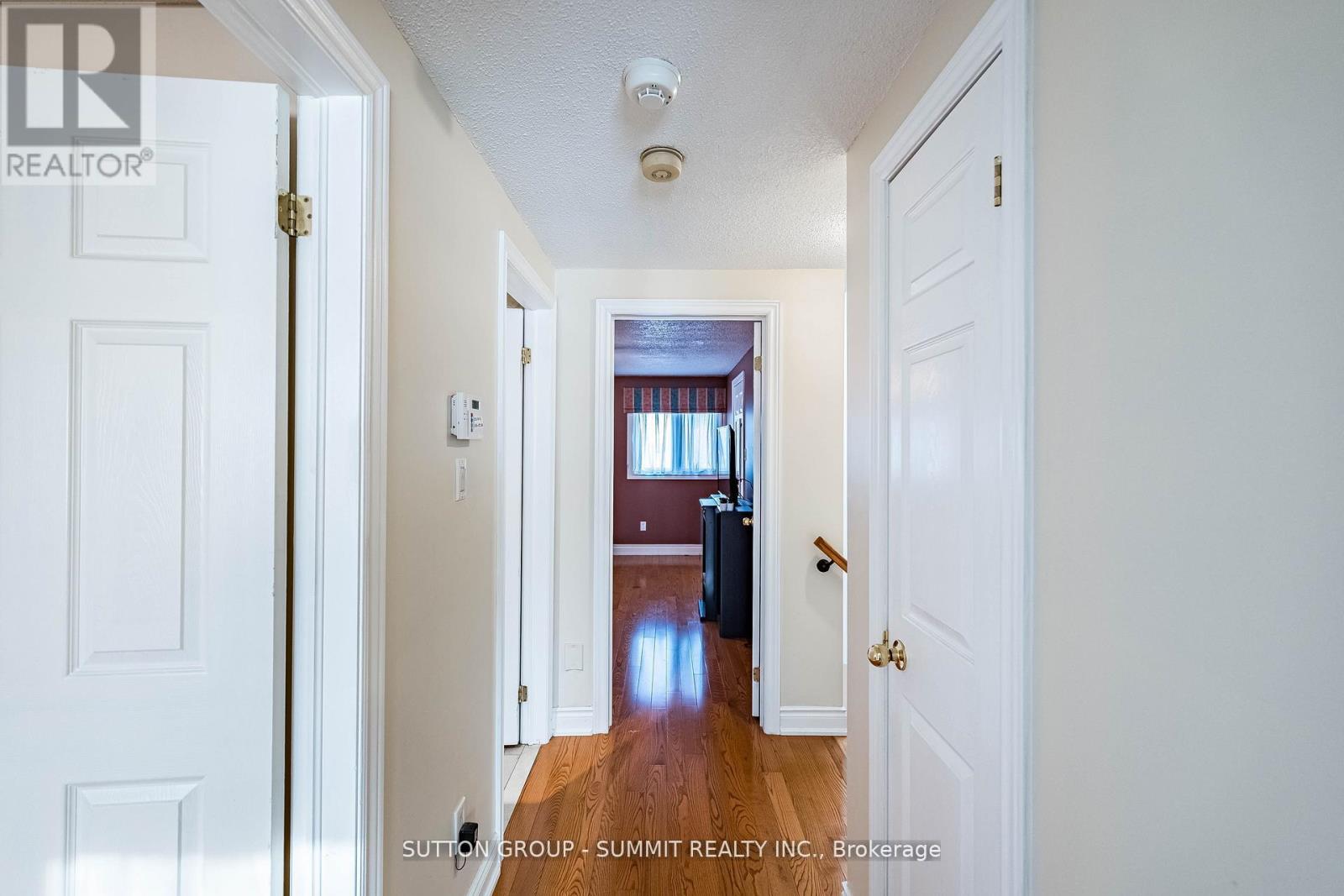 4284 SAWMILL VALLEY DRIVE - 32