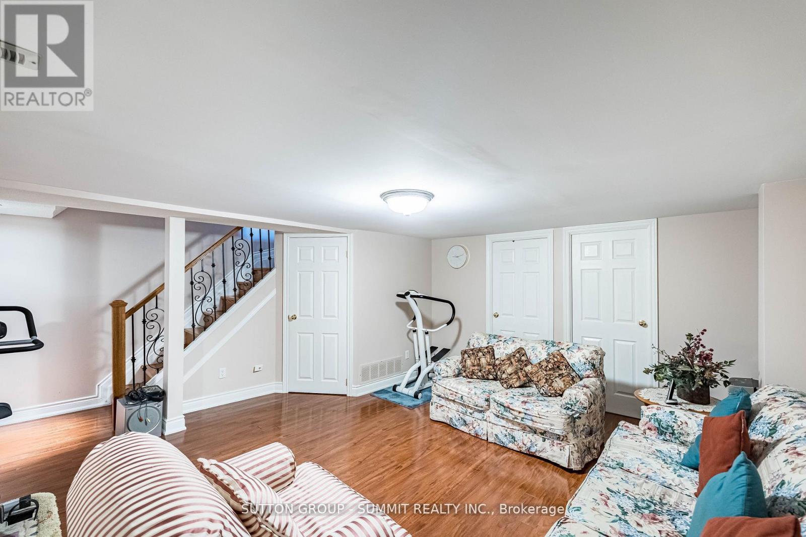 4284 SAWMILL VALLEY DRIVE - 40
