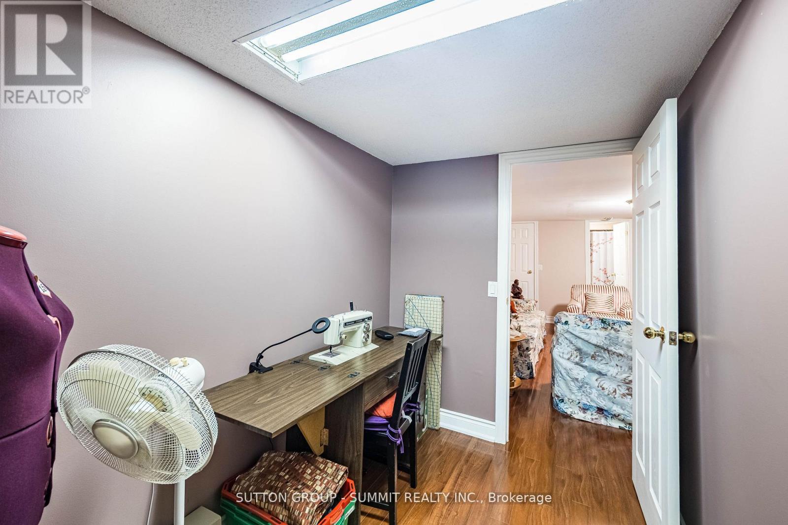 4284 SAWMILL VALLEY DRIVE - 42
