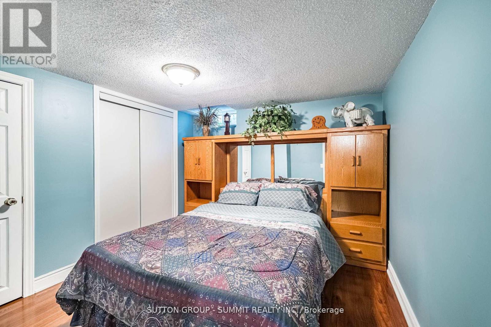 4284 SAWMILL VALLEY DRIVE - 43
