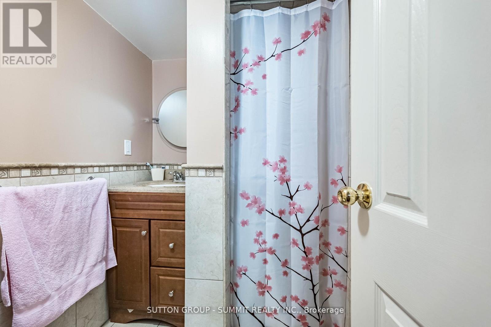 4284 SAWMILL VALLEY DRIVE - 44