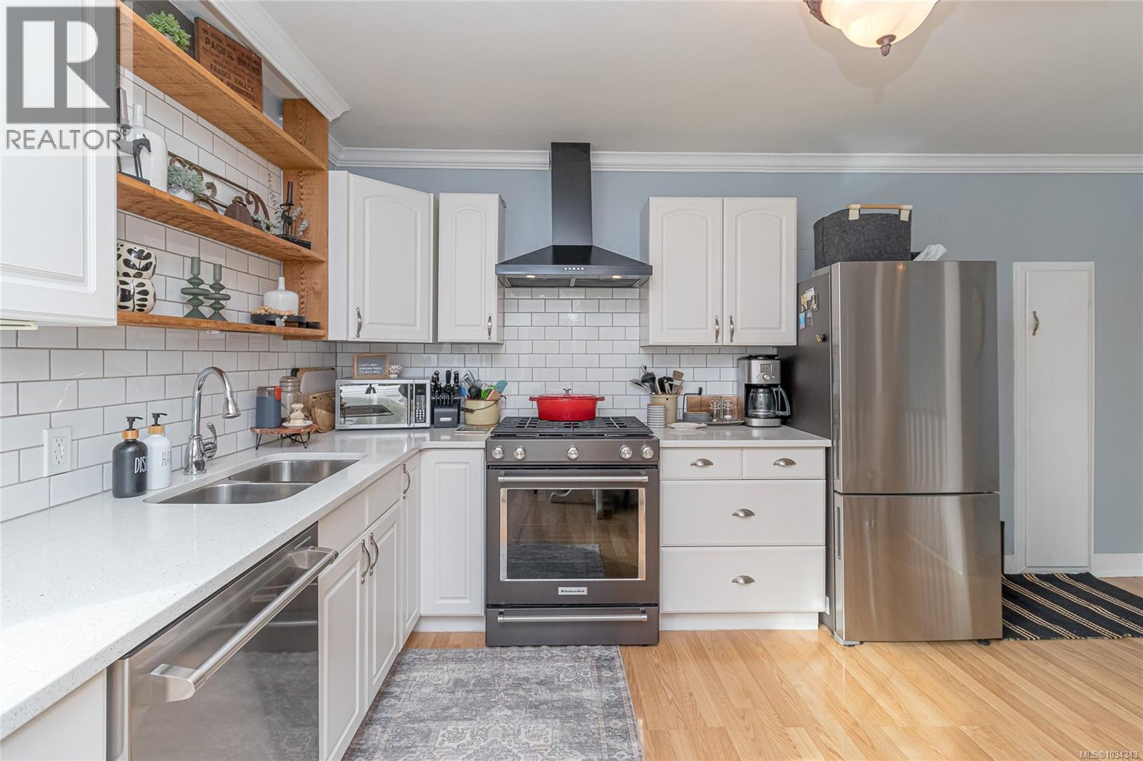 312 Warren St - 19