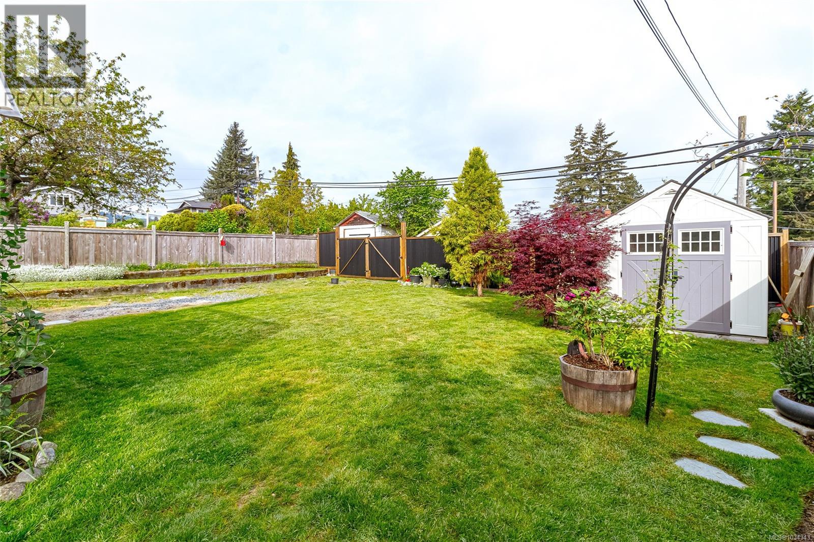 312 Warren St - 42
