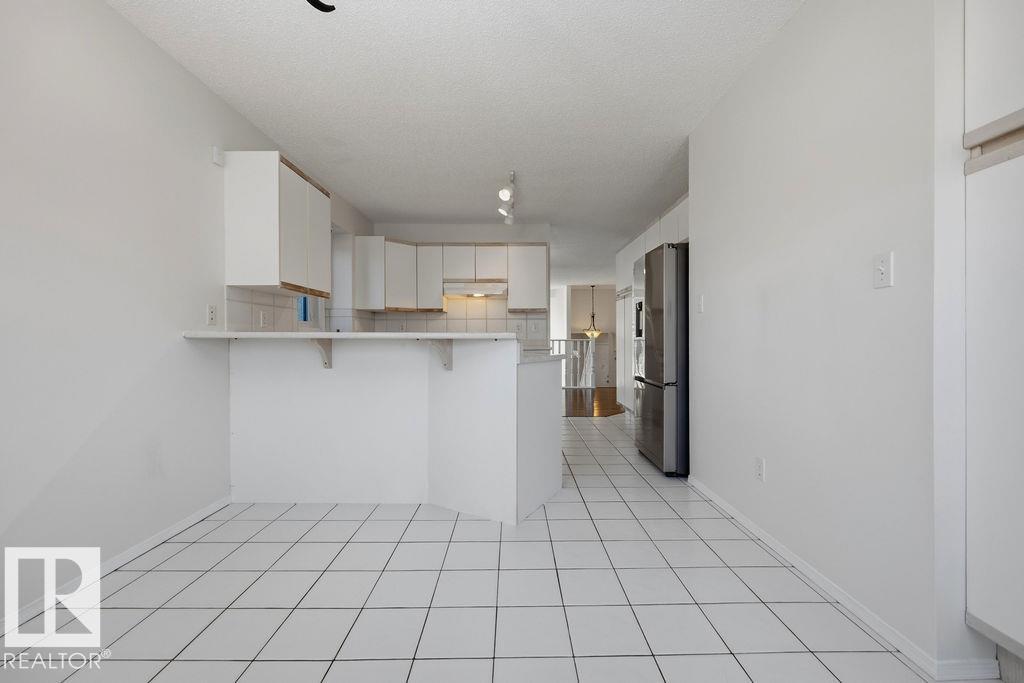 3772 30 ST NW, Edmonton