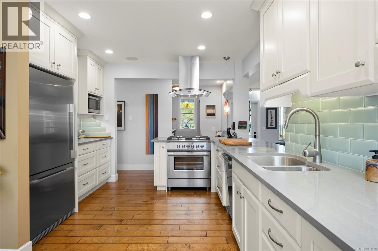 703 Hemsworth Rd - Image 3