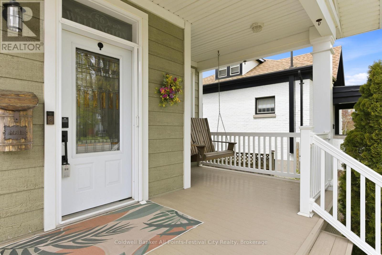 56 WELLINGTON STREET S - 3