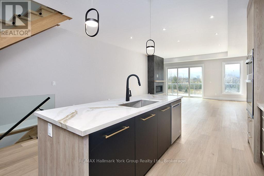 11 WATERVIEW LANE - 8