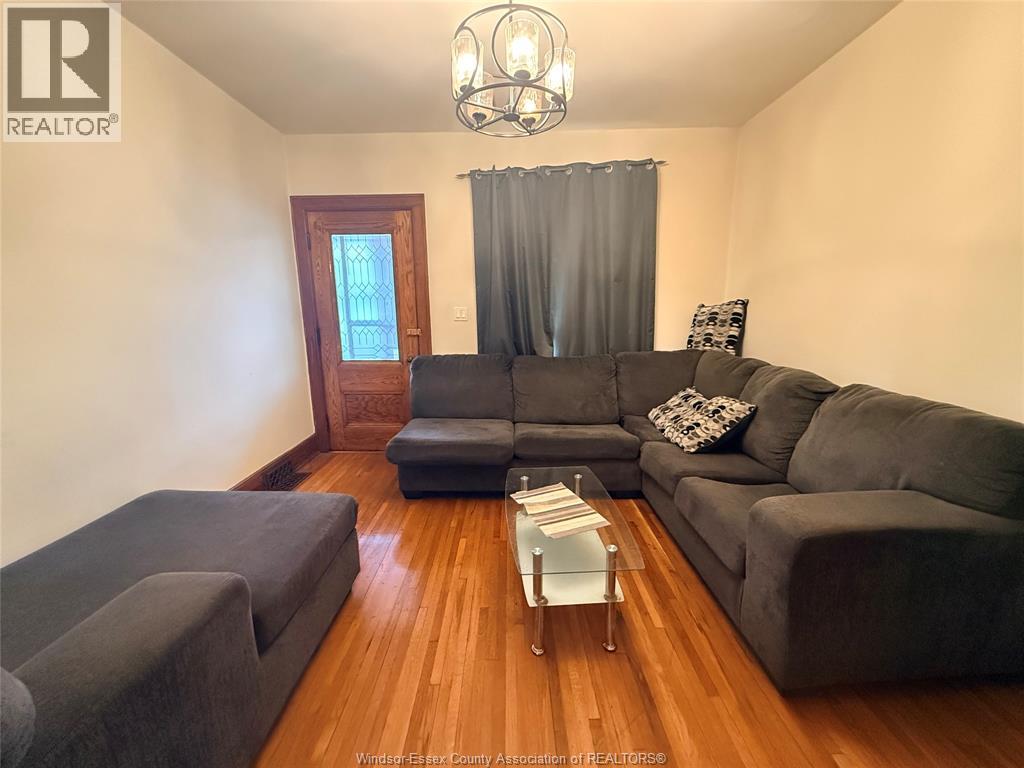 1378 ERIE STREET East Unit# MAIN, Windsor, Ontario, N9A3Z7 — Photo 4