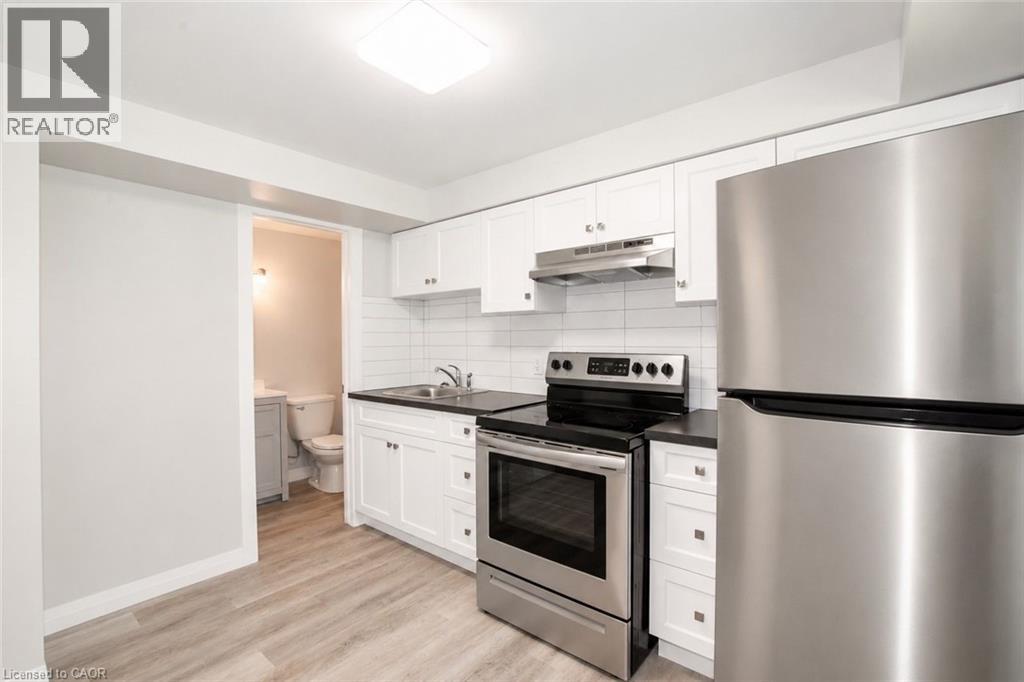 34 HIGHCOURT Crescent Unit# Lower, St. Catharines, Ontario, L2M3M6 — Photo 2