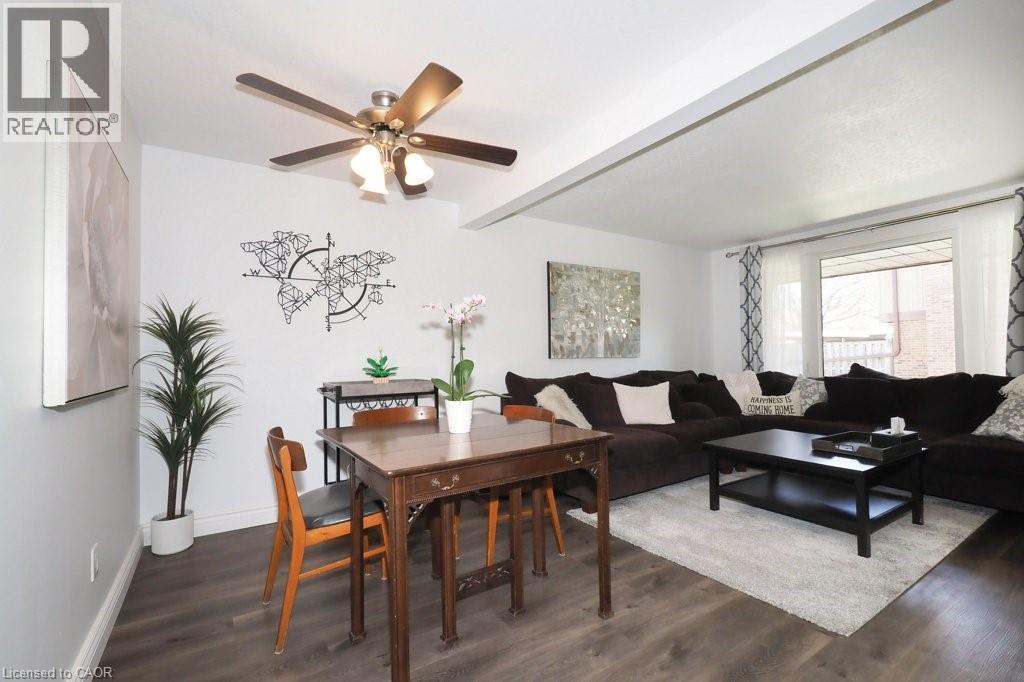 279 SANDOWNE Drive Unit# 32, Waterloo, Ontario, N2K2C1 — Photo 5
