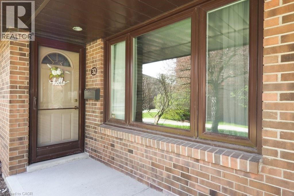 279 SANDOWNE Drive Unit# 32, Waterloo, Ontario, N2K2C1 — Photo 25