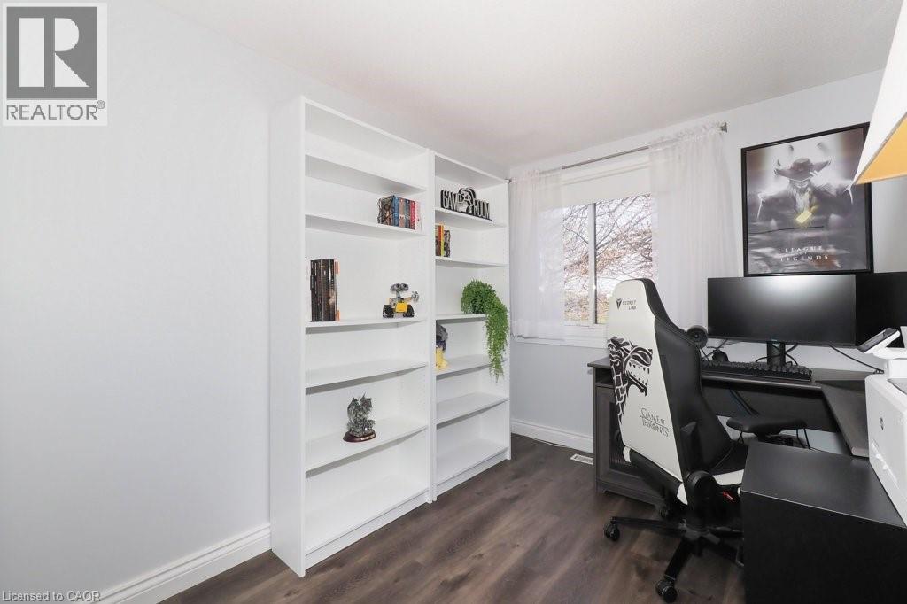 279 SANDOWNE Drive Unit# 32, Waterloo, Ontario, N2K2C1 — Photo 12