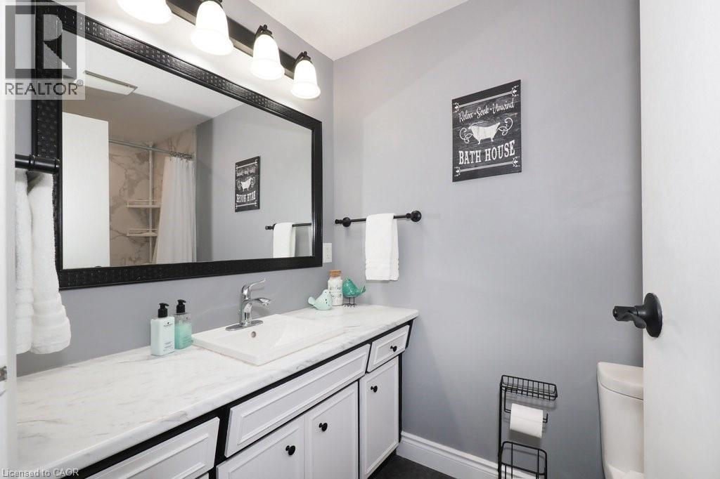 279 SANDOWNE Drive Unit# 32, Waterloo, Ontario, N2K2C1 — Photo 33