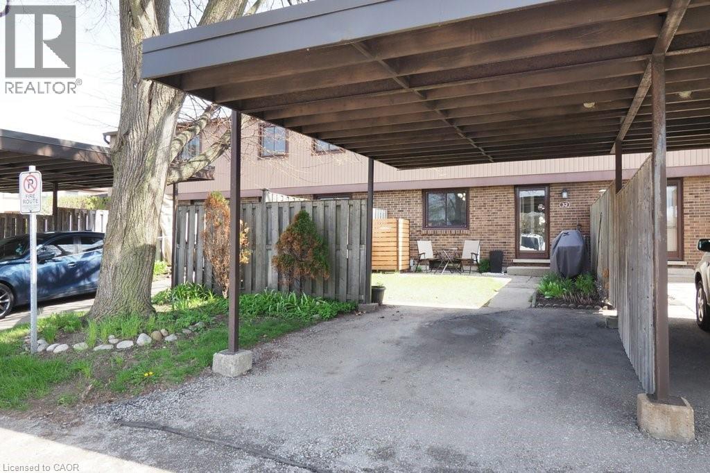 279 SANDOWNE Drive Unit# 32, Waterloo, Ontario, N2K2C1 — Photo 9