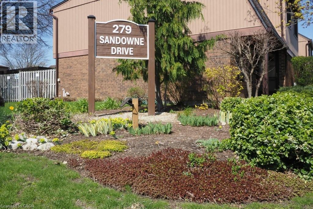 279 SANDOWNE Drive Unit# 32, Waterloo, Ontario, N2K2C1 — Photo 16