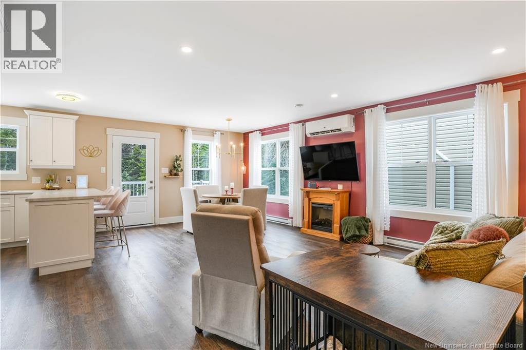 45 WEAVERS Way - 16