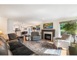 8428 215 Street, Langley, BC V1M2M1 Photo 10