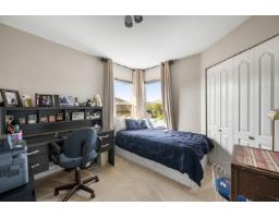 8428 215 Street, Langley, BC V1M2M1 Photo 24