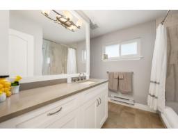 8428 215 Street, Langley, BC V1M2M1 Photo 25