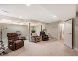 8428 215 Street, Langley, BC V1M2M1 Photo 27