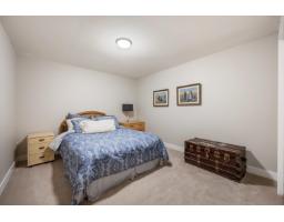 8428 215 Street, Langley, BC V1M2M1 Photo 31