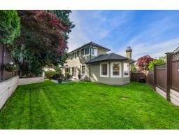 8428 215 Street, Langley, BC V1M2M1 Photo 37