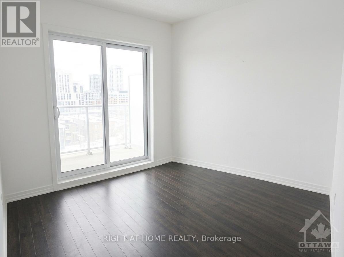 #PH1 #2703 242 RIDEAU STREET - 20