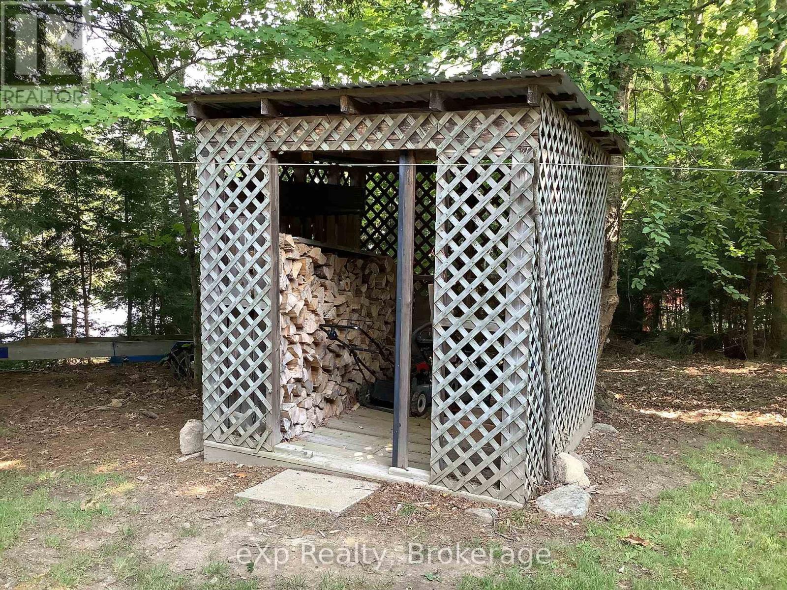 180 CARIBOU LANE - 32