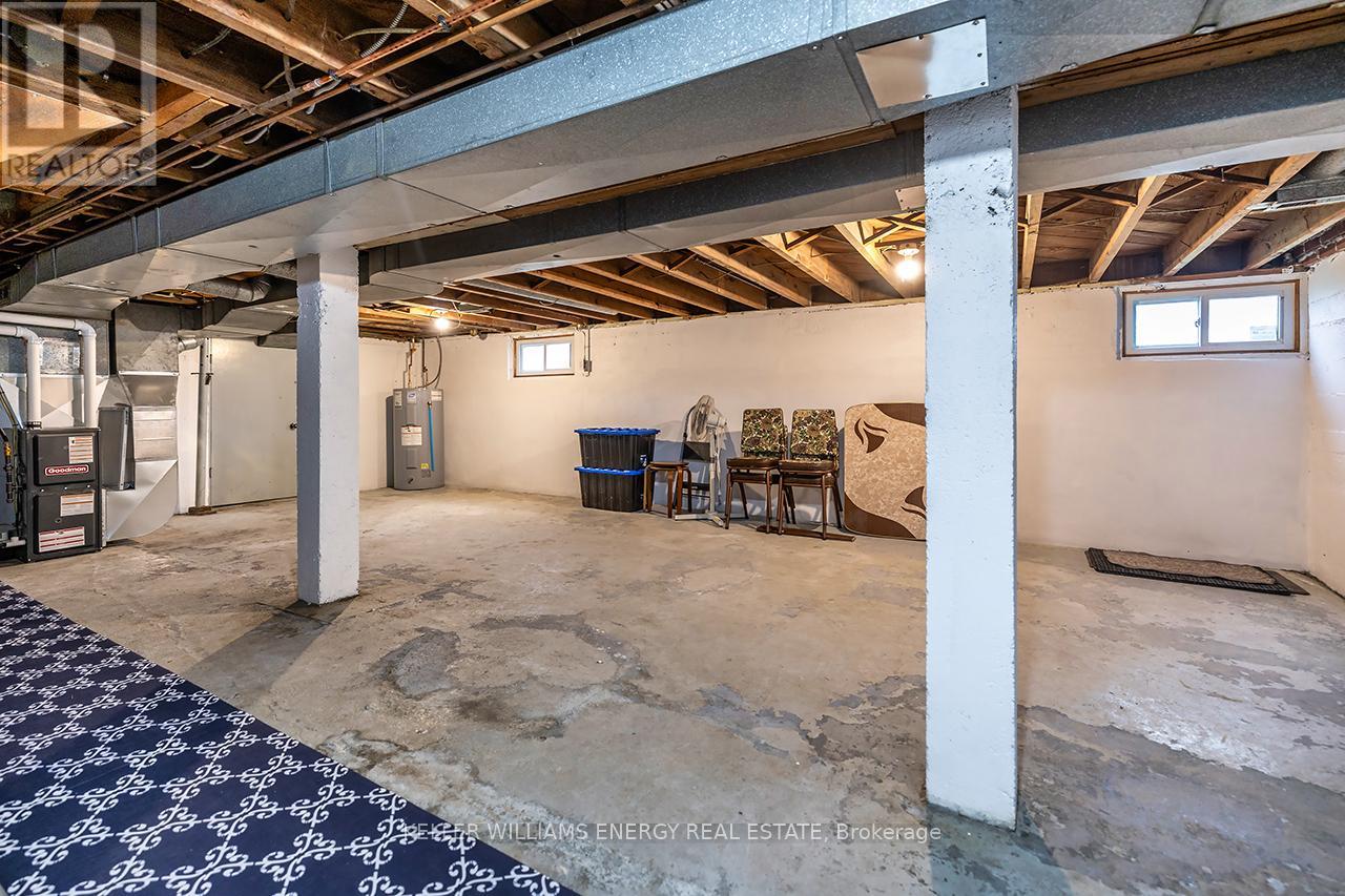 739 KING STREET W - 29