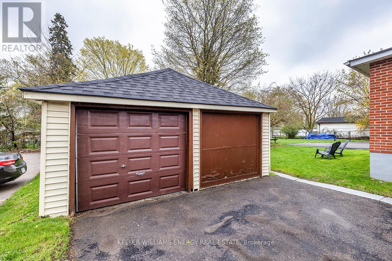 739 KING STREET W - 30