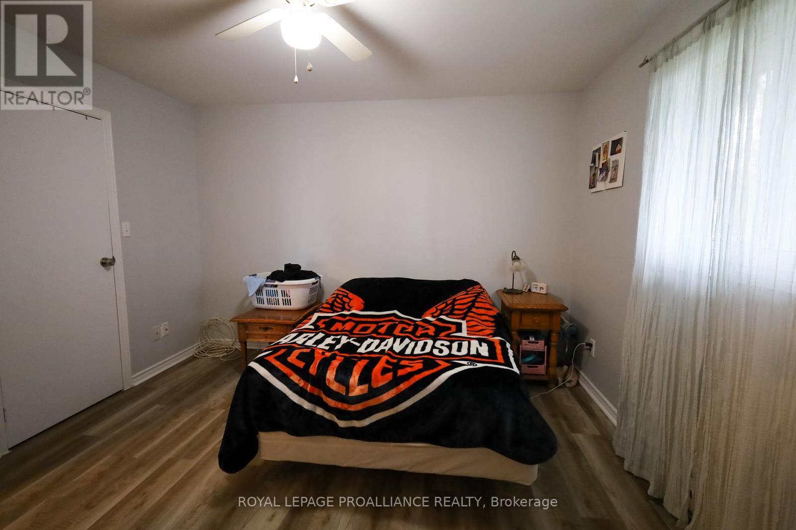 60 WALLBRIDGE CRESCENT - 38