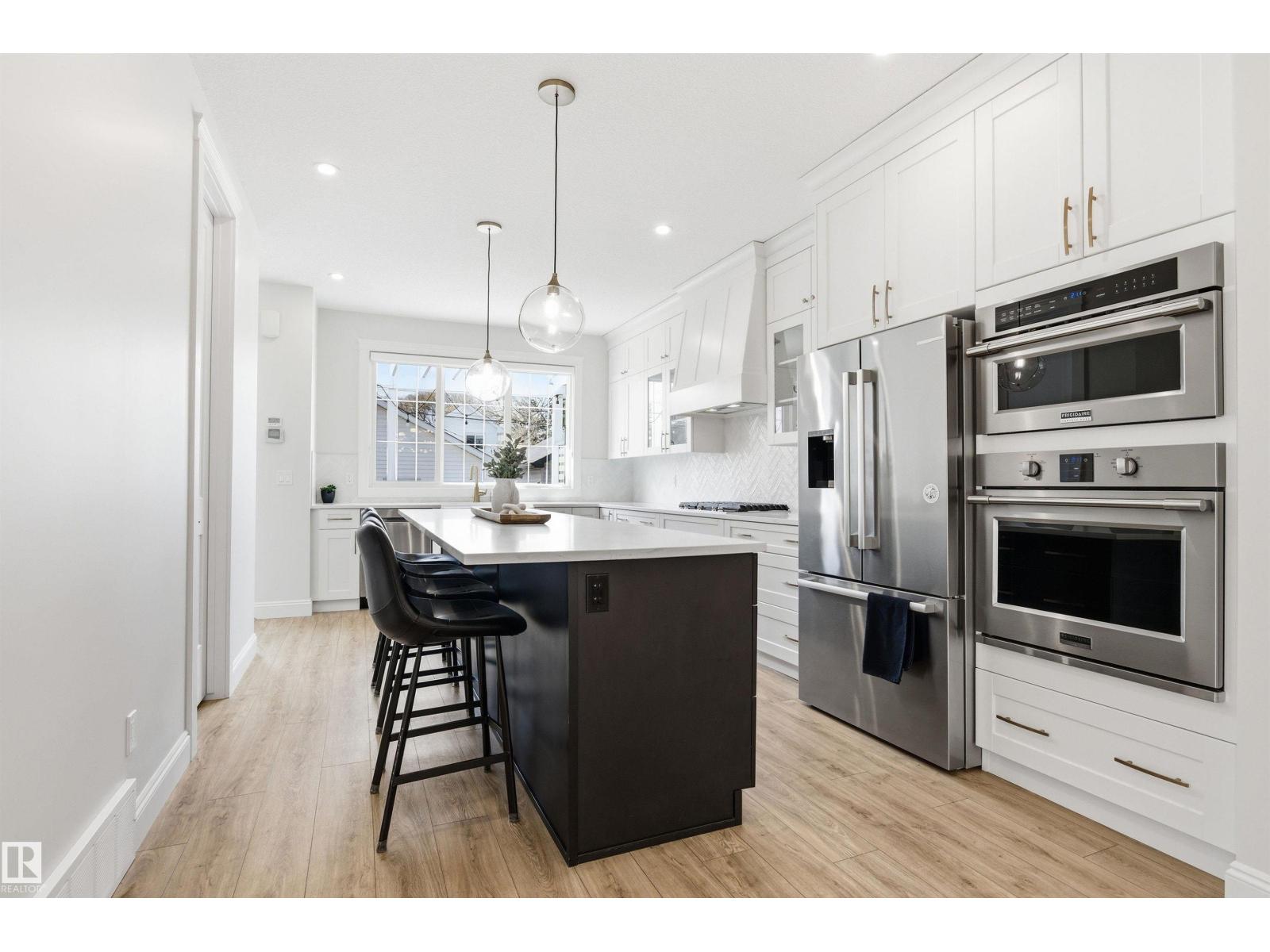 10430 143 ST NW, Edmonton